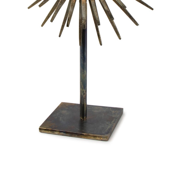 Radiant Sculpture Macro 2